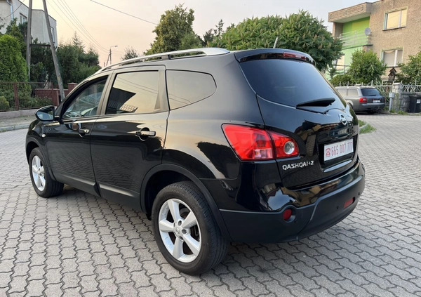 Nissan Qashqai+2 cena 29900 przebieg: 215000, rok produkcji 2009 z Sandomierz małe 232